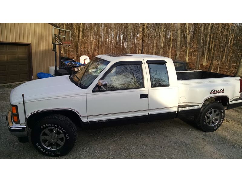 1992 Chevrolet Silverado 1500 Classic for sale by owner in Galion