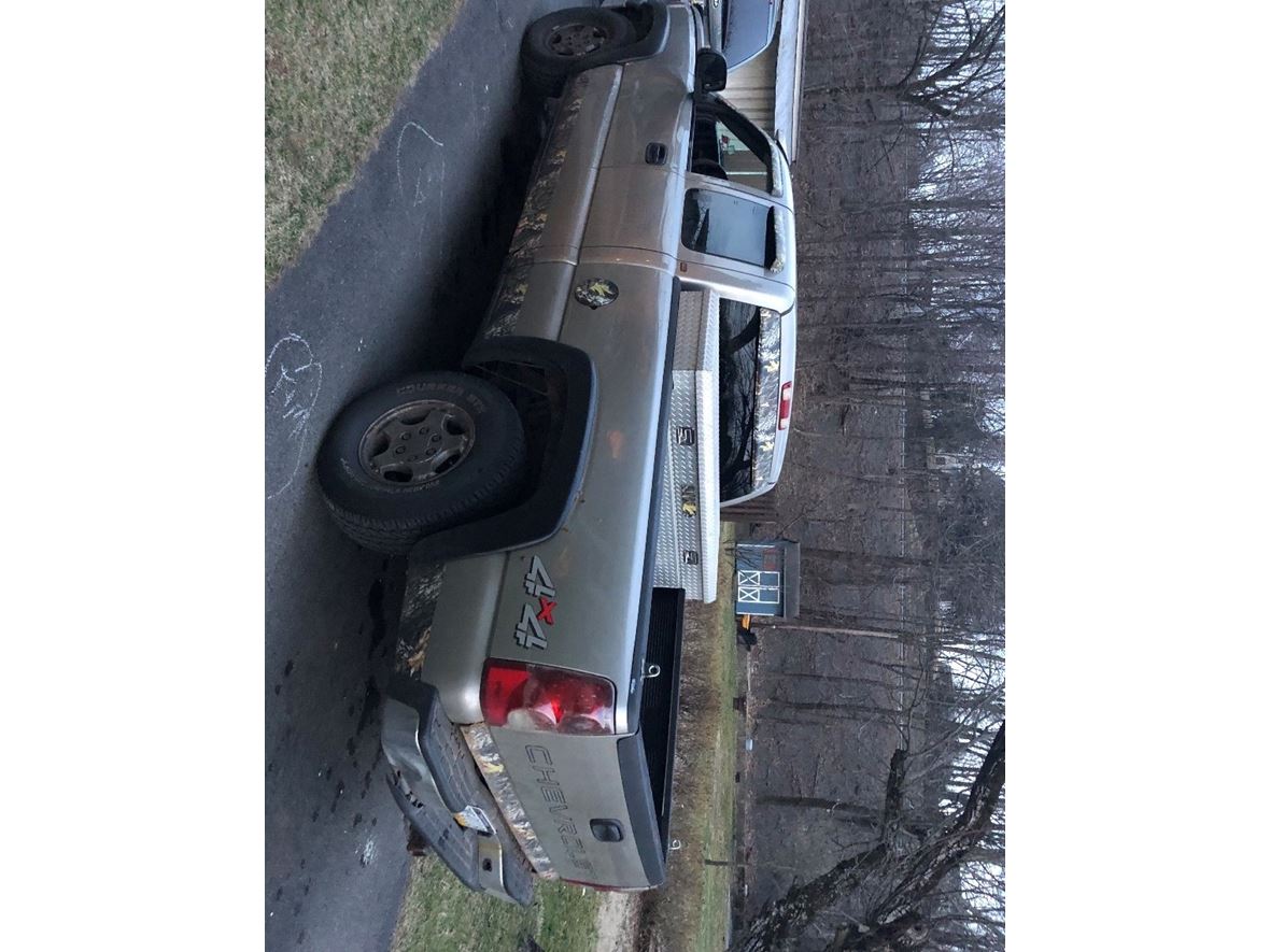 2003 Chevrolet Silverado 1500 Classic for sale by owner in Lehighton