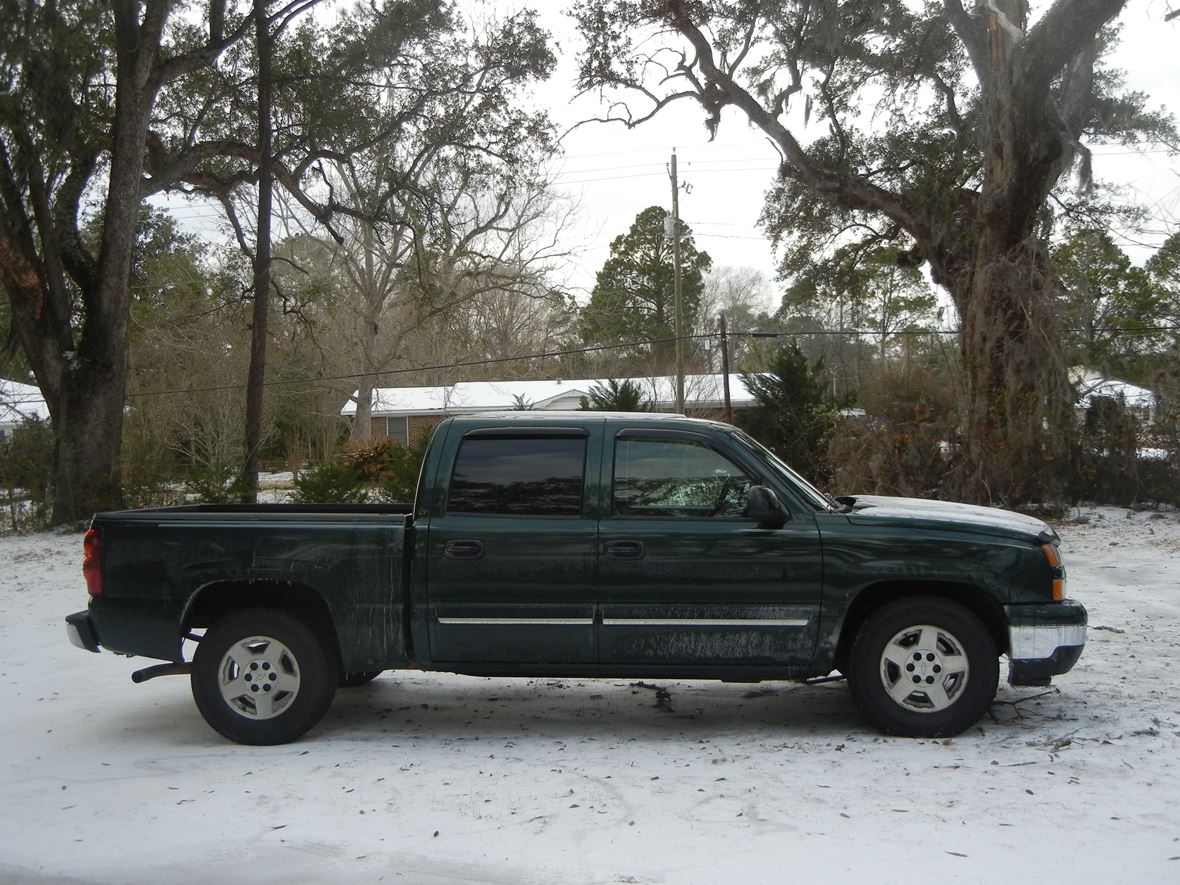 2006 Chevrolet Silverado 1500 Crew Cab for sale by owner in Saraland