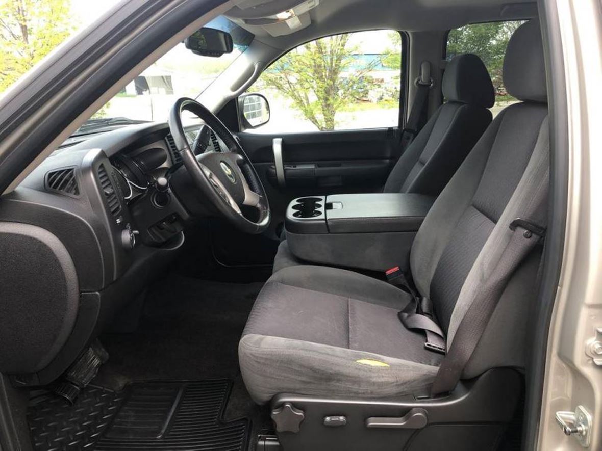 2009 Chevrolet Silverado 1500 Crew Cab for sale by owner in New York