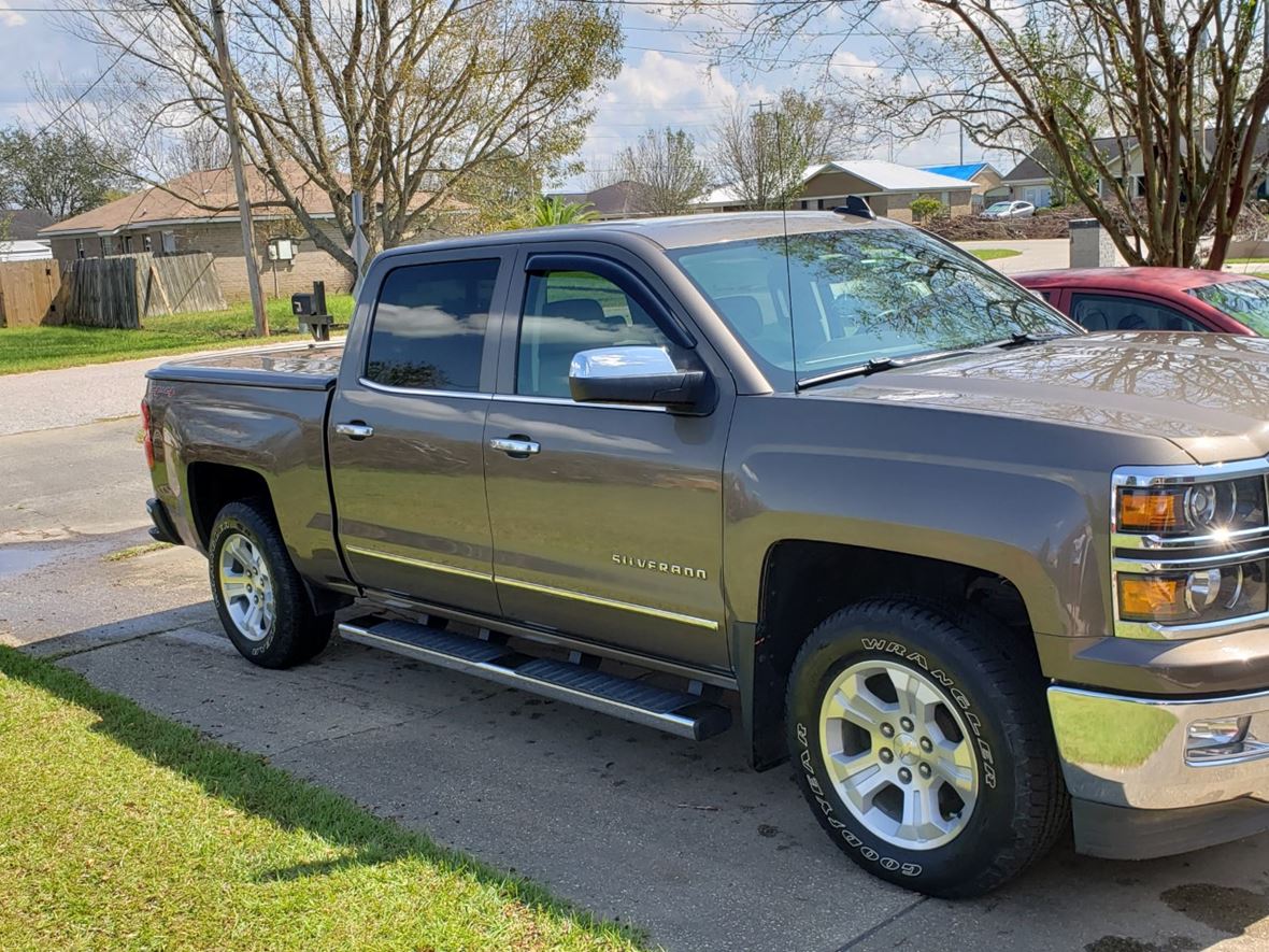 2015 Chevrolet Silverado 1500 Crew Cab for sale by owner in Seminole