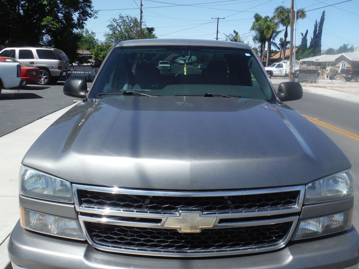 2007 Chevrolet SILVERADO 1500 EXT CAB for sale by owner in Corona