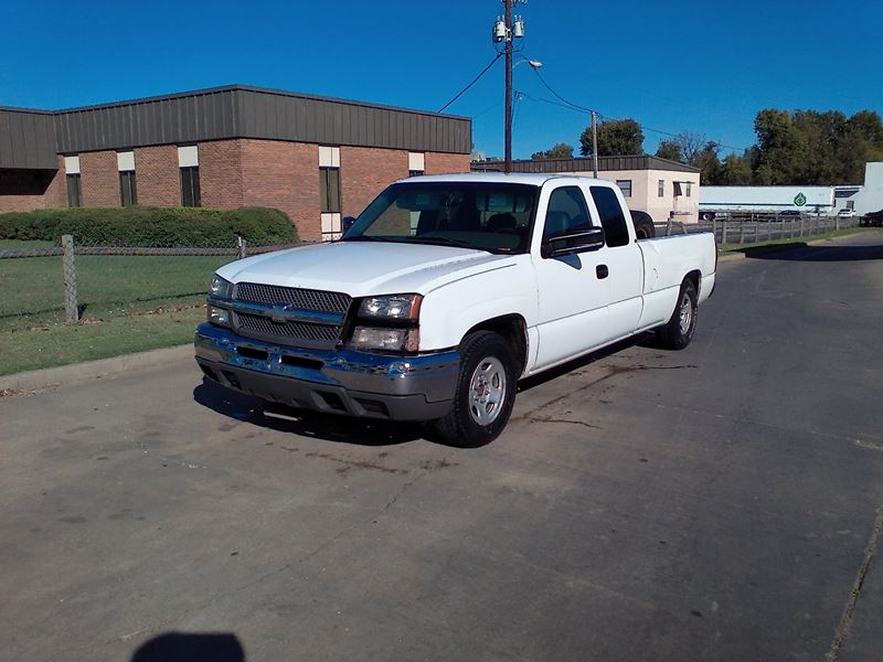 2004 Chevrolet Silverado for sale by owner in Canehill