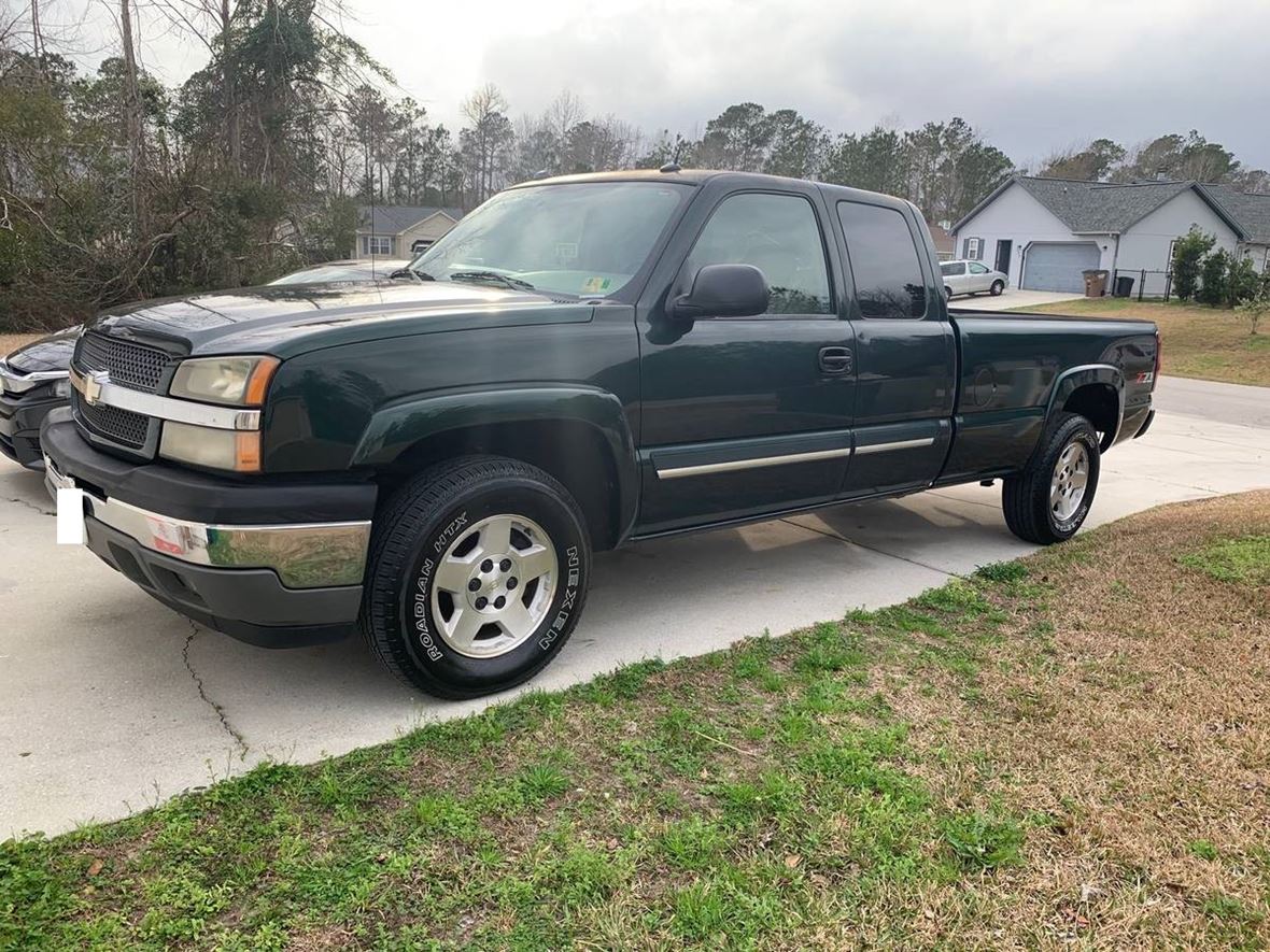 2005 Chevrolet Silverado for sale by owner in Lancaster