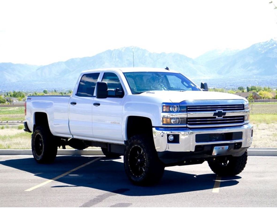 2015 Chevrolet Silverado 2500 for sale by owner in Monroe