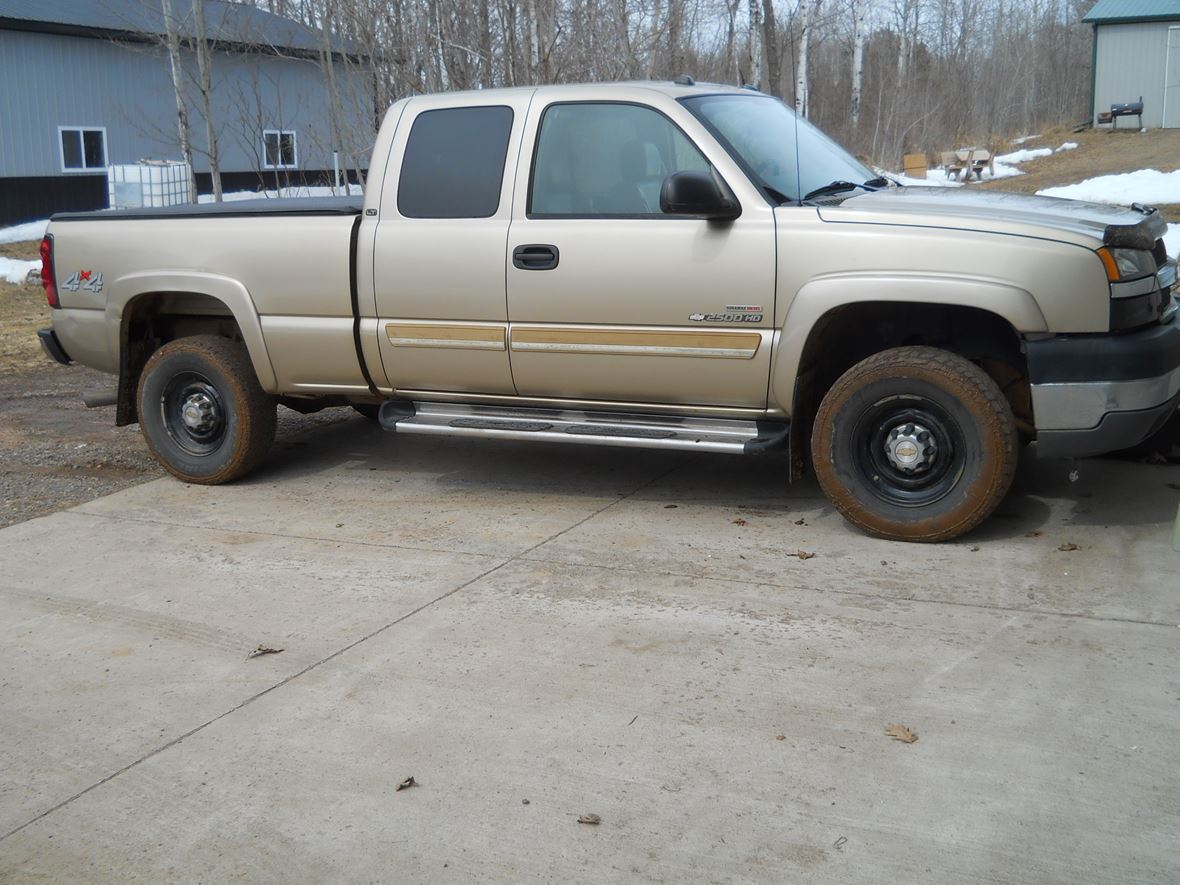 2004 Chevrolet Silverado 2500HD for sale by owner in Holcombe