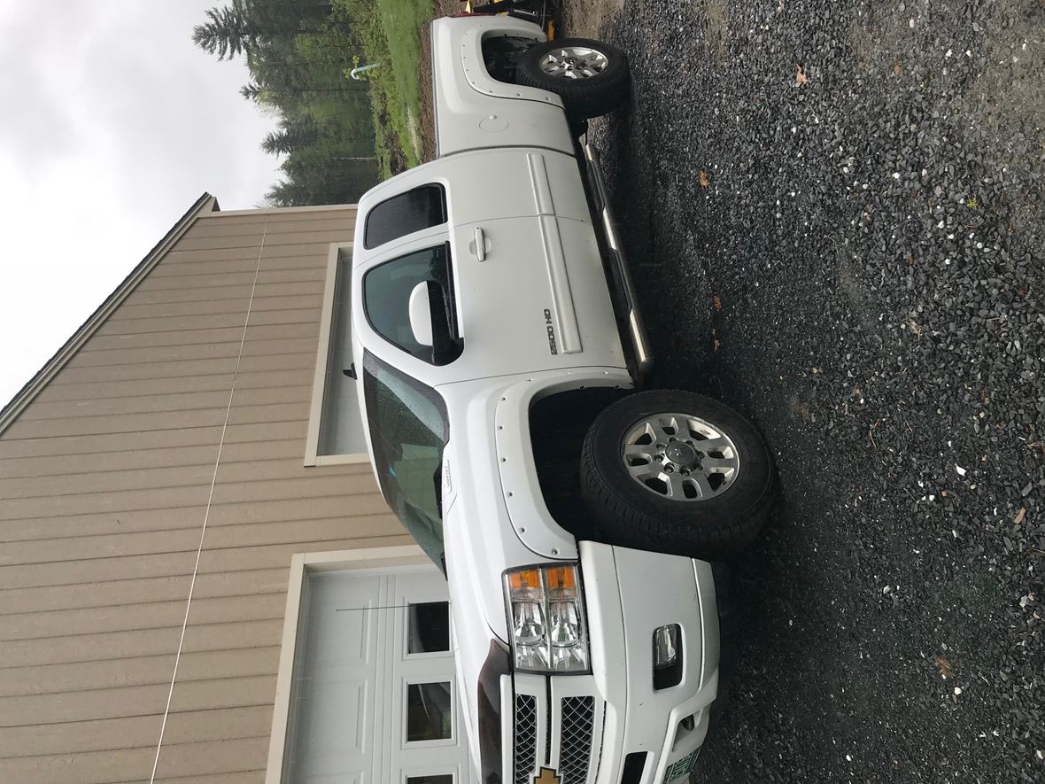 2013 Chevrolet Silverado 2500HD for sale by owner in White River Junction