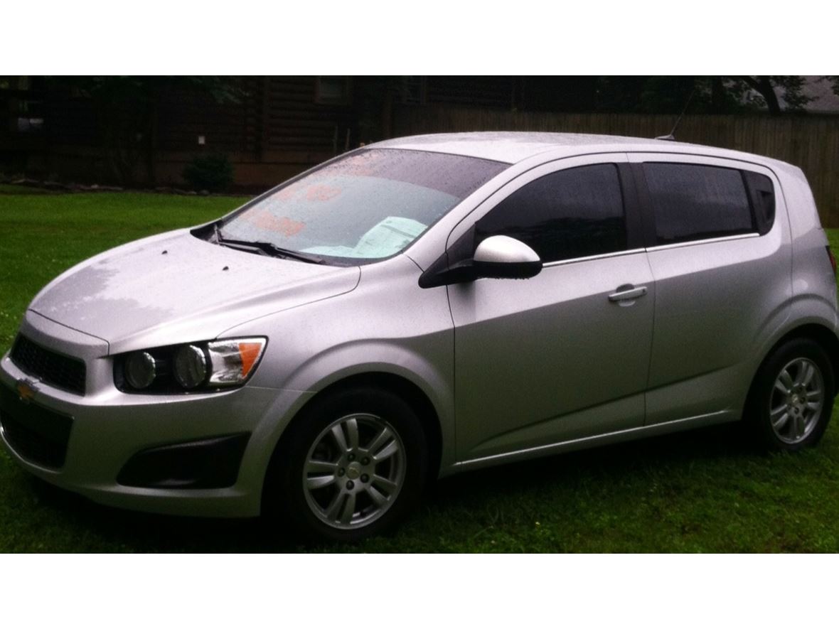 2012 Chevrolet Sonic for sale by owner in Murfreesboro