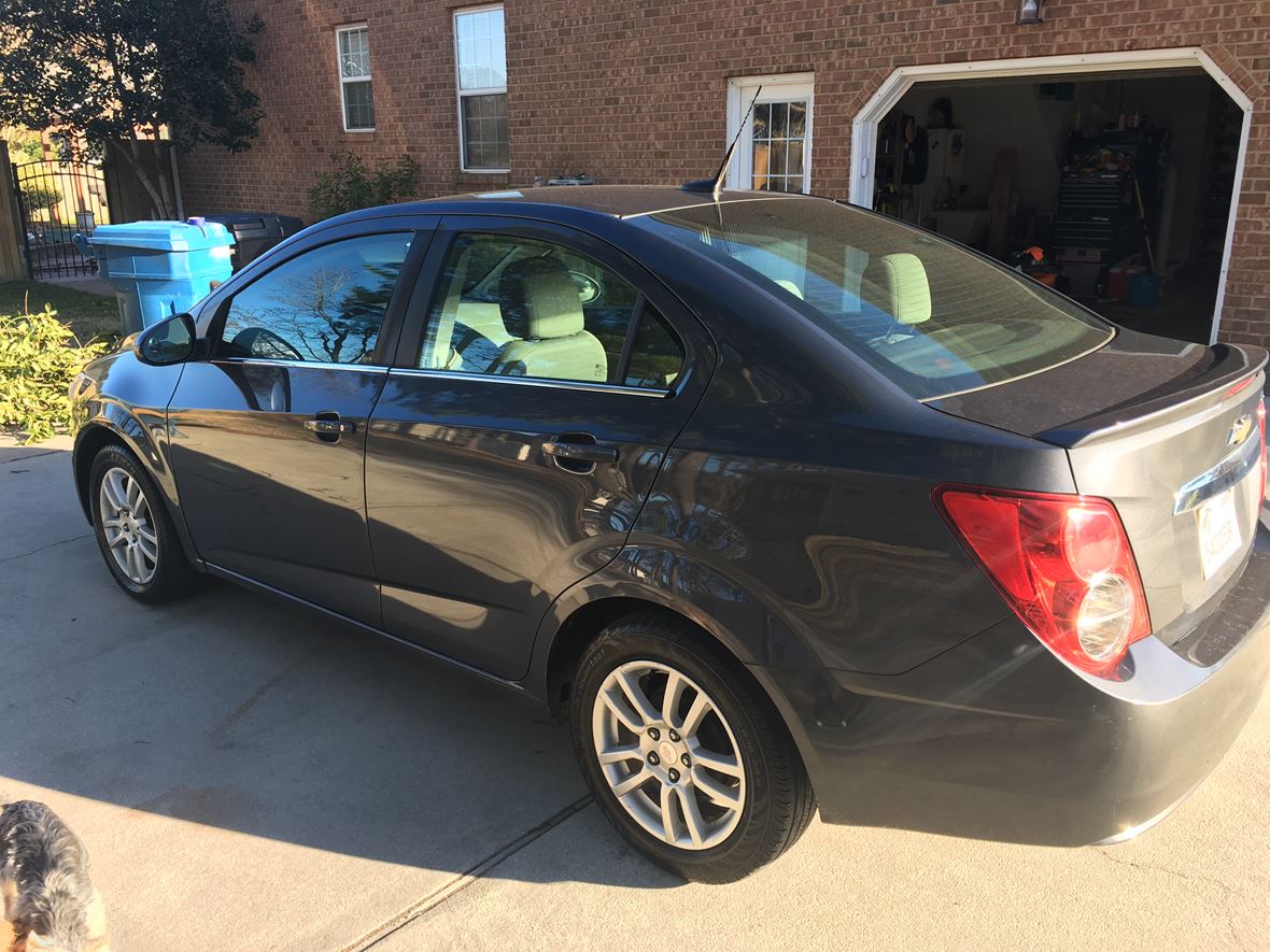 2013 Chevrolet Sonic for sale by owner in Virginia Beach