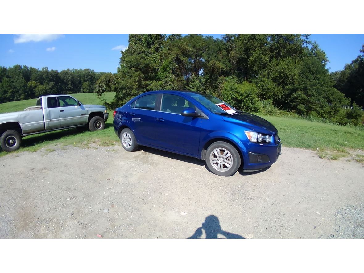 2014 Chevrolet Sonic for sale by owner in Powhatan