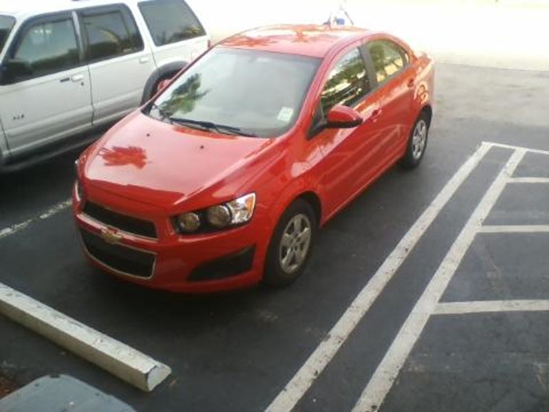 2014 Chevrolet Sonic ls for Sale by Owner in Hallandale, FL 33009