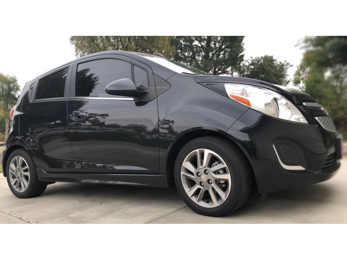 2015 Chevrolet Spark EV 2LT for sale by owner in Winnetka