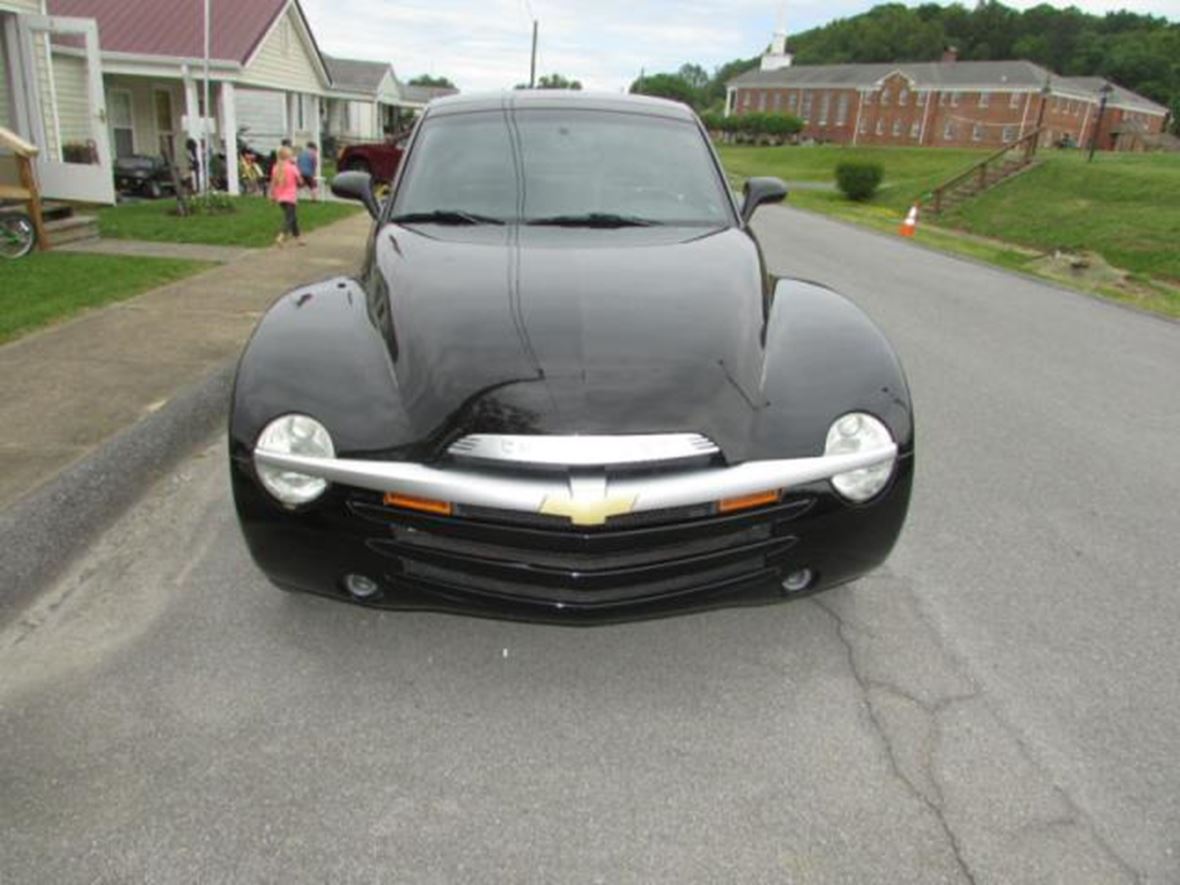 2005 Chevrolet SSR for sale by owner in Nashville