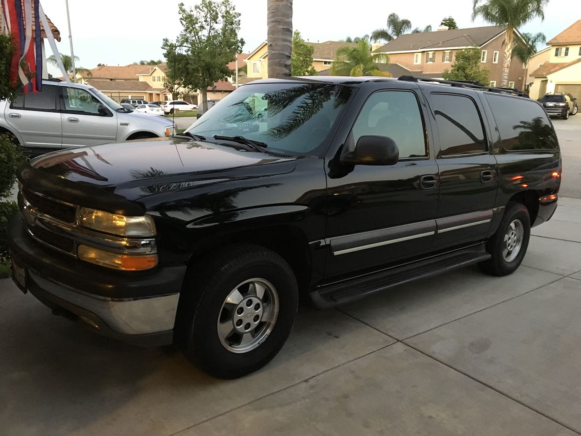 2002 Chevrolet Suburban for sale by owner in Rancho Cucamonga