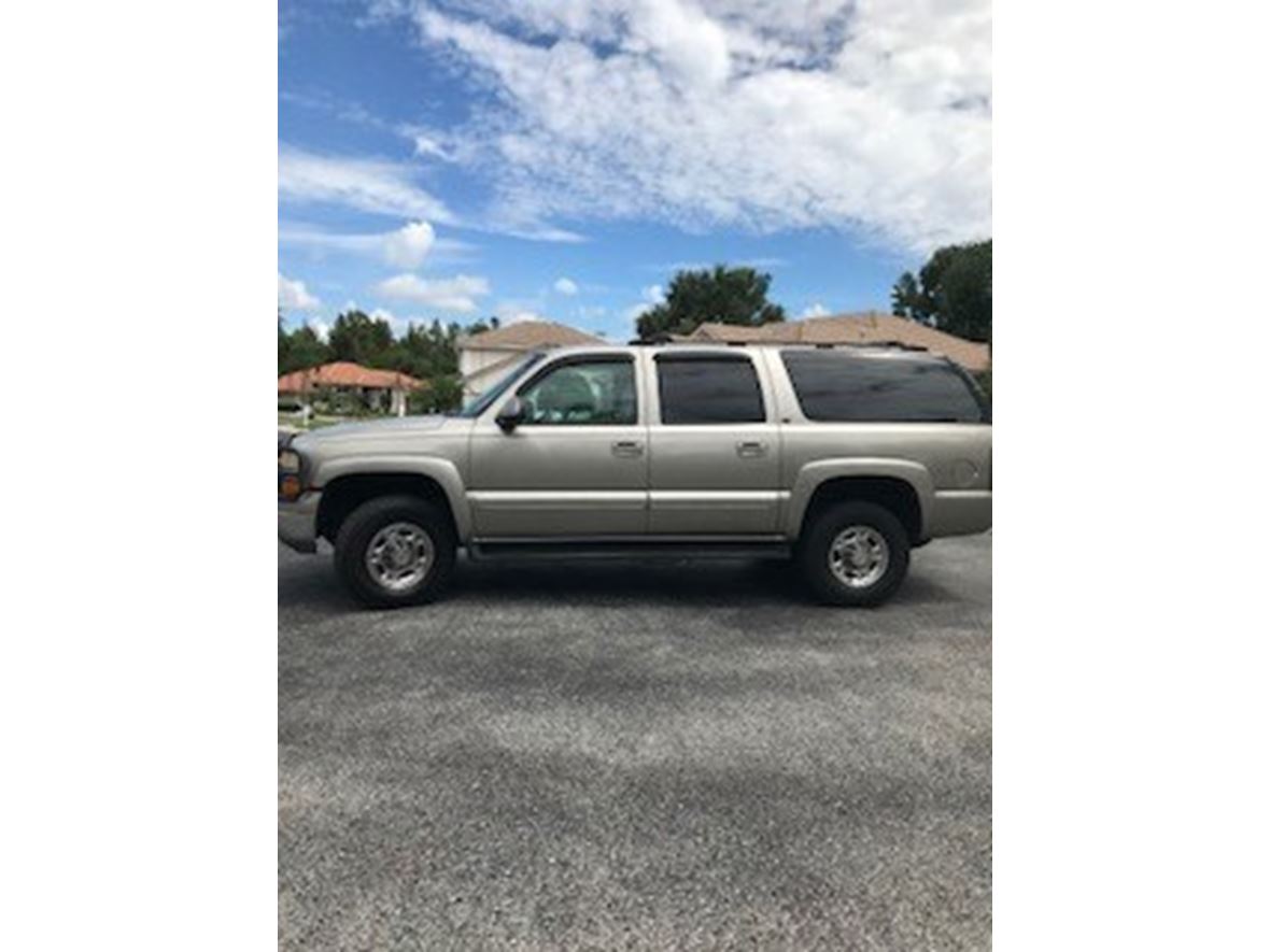 2002 Chevrolet Suburban for sale by owner in Land O Lakes
