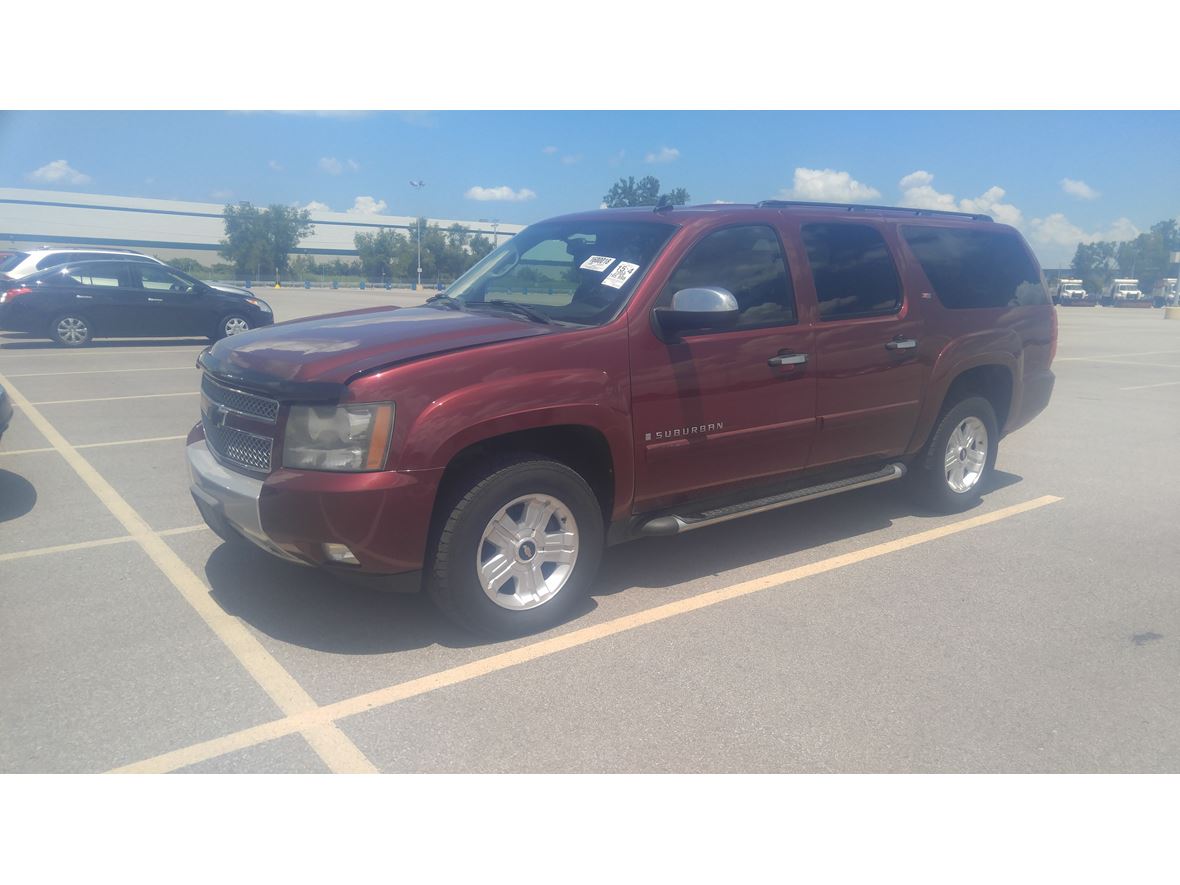 2008 Chevrolet Suburban for sale by owner in Saint Peters