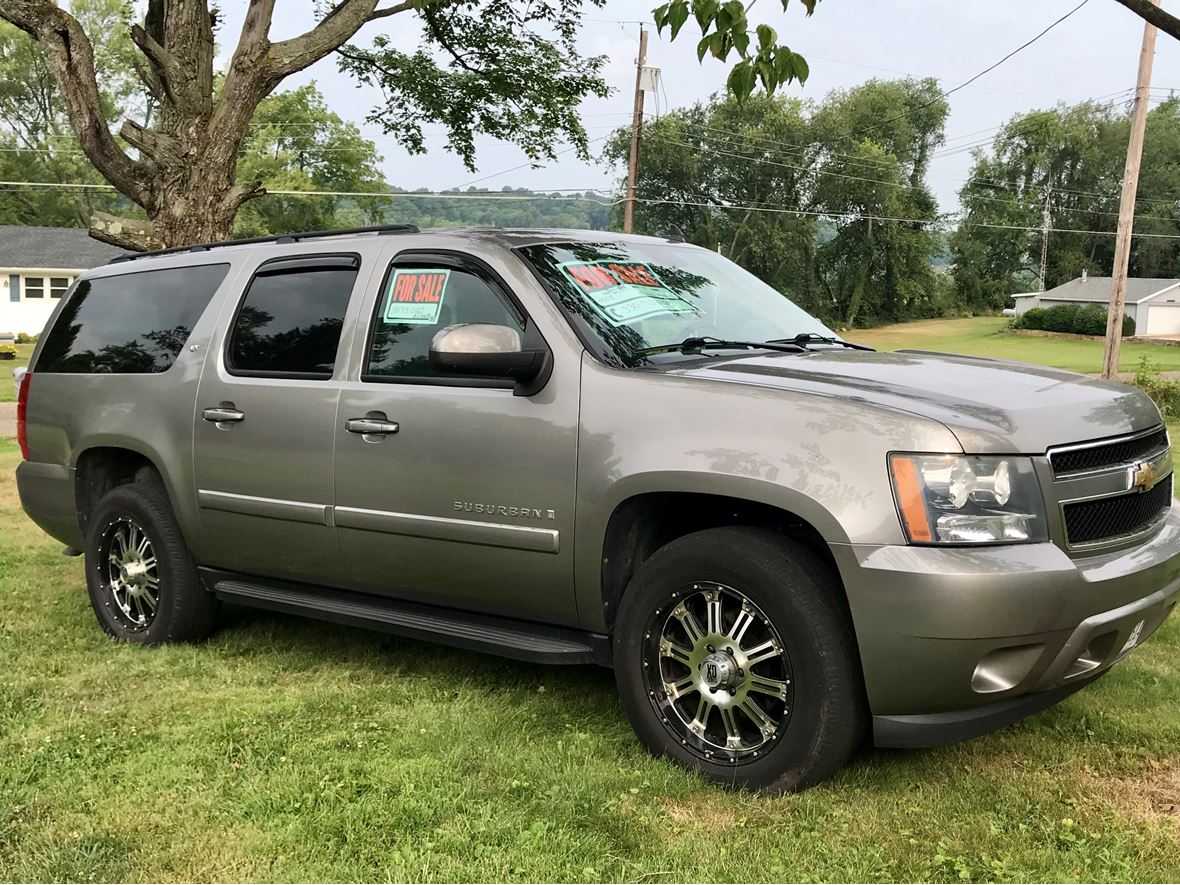 2008 Chevrolet Suburban for sale by owner in Doylestown