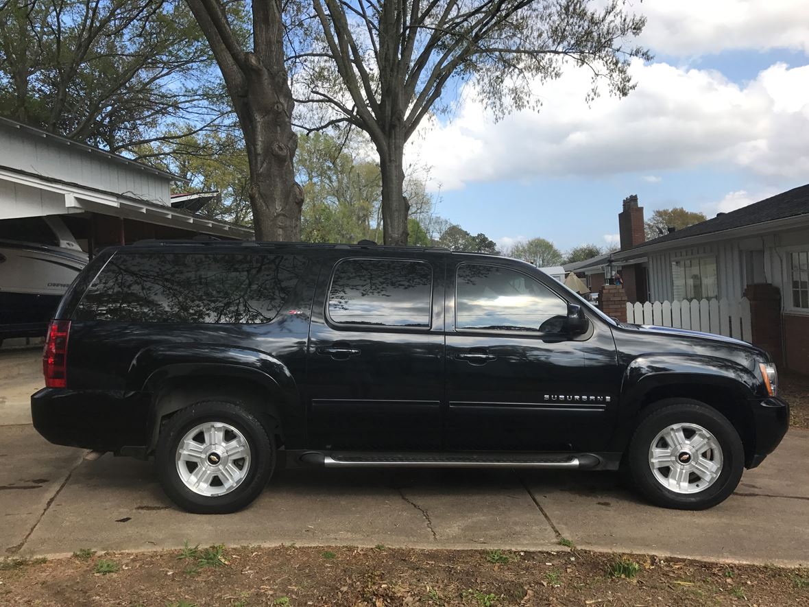 2009 Chevrolet Suburban for sale by owner in Henderson