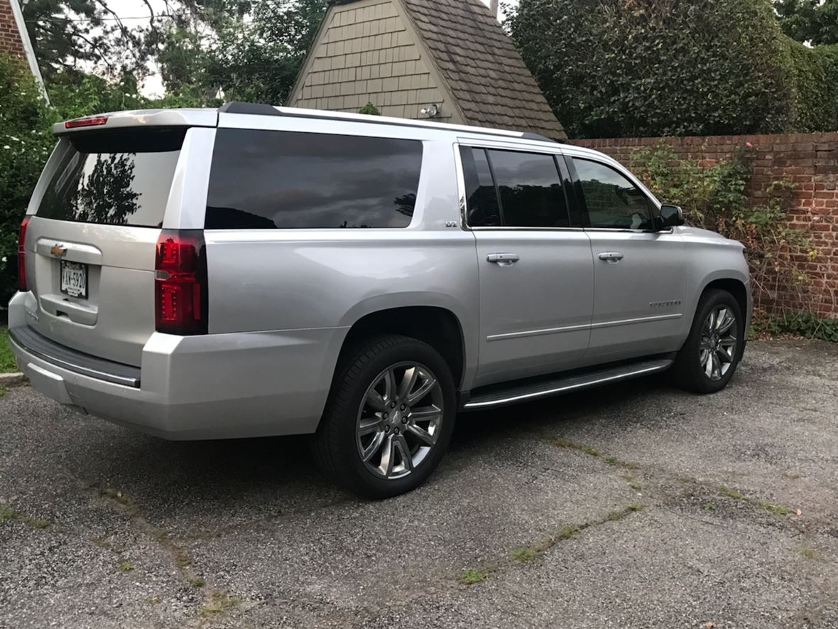 2015 Chevrolet Suburban for sale by owner in Richmond