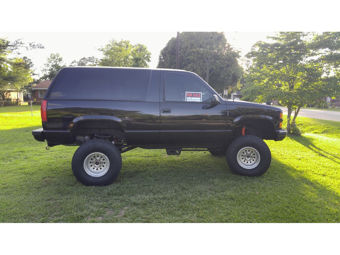 1996 Chevrolet Tahoe for sale by owner in Smithfield
