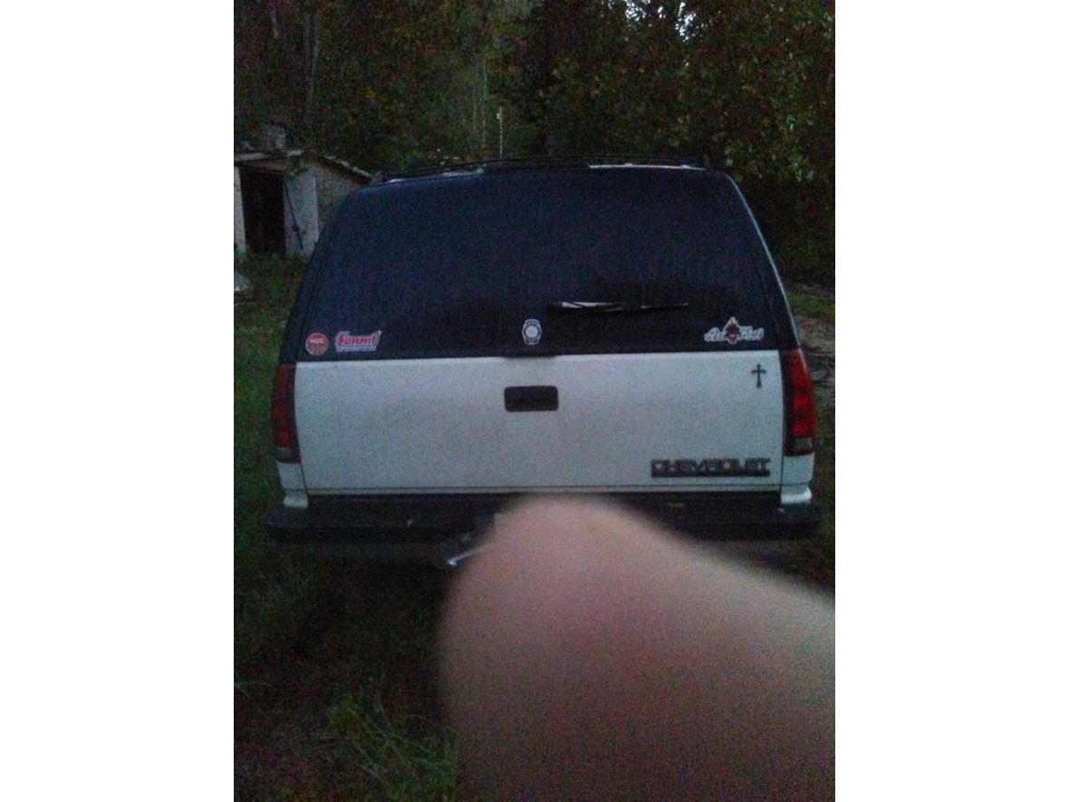 1997 Chevrolet Tahoe for sale by owner in Andrews