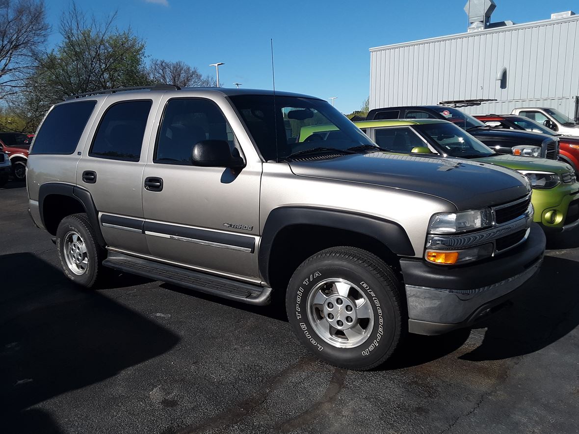 2001 Chevrolet Tahoe for Sale by Owner in Freeport, IL 61032