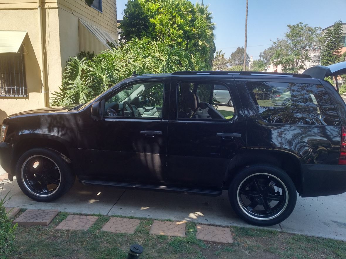 2007 Chevrolet Tahoe for sale by owner in Los Angeles