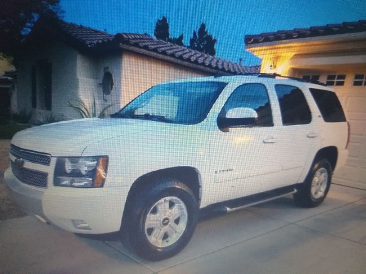 2009 Chevrolet Tahoe for sale by owner in Clarksville
