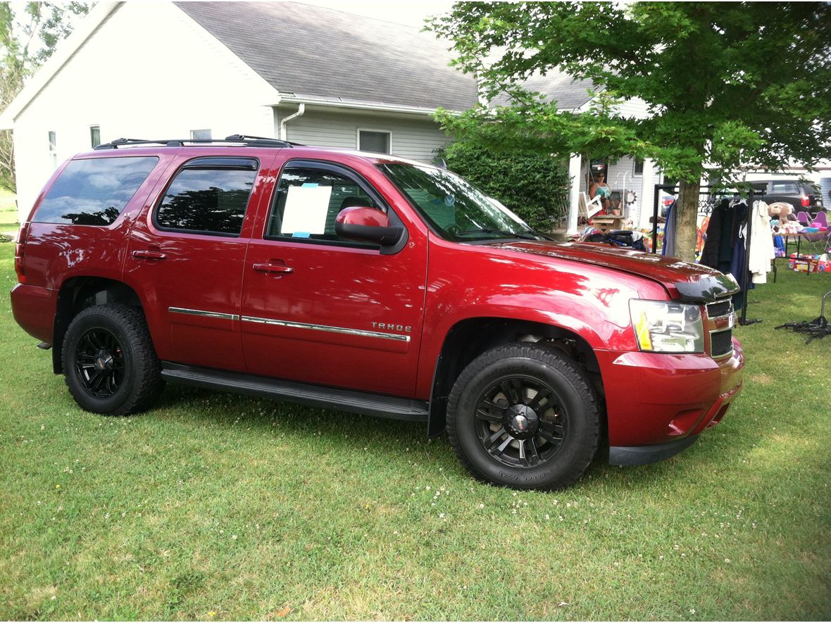 2010 Chevrolet Tahoe for sale by owner in Chillicothe