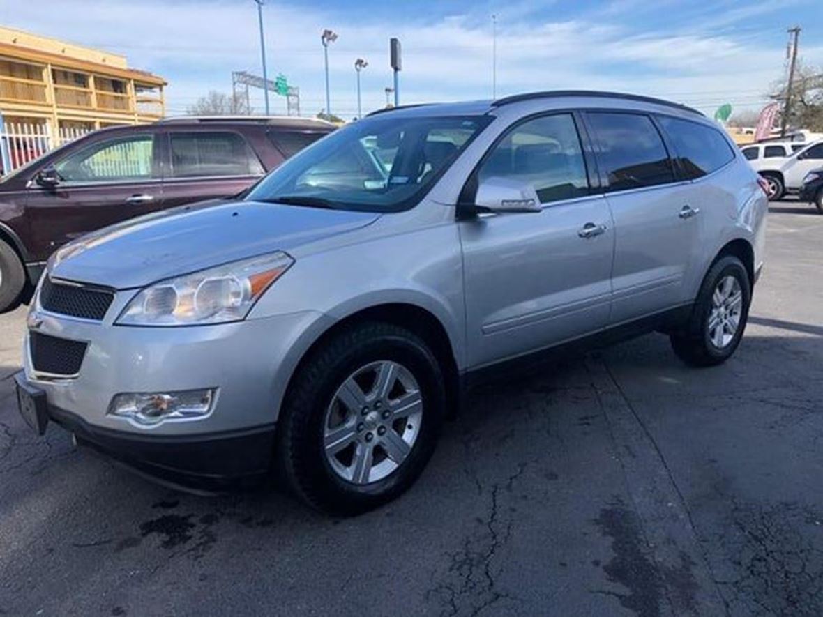 2012 Chevrolet Traverse LT for sale by owner in San Antonio