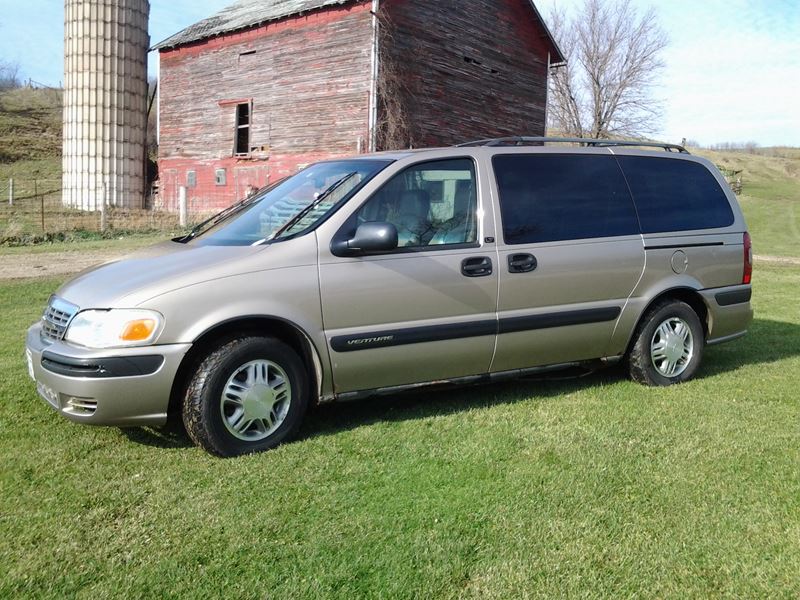 2002 Chevrolet Venture for Sale by Owner in Hillsboro, WI 54634