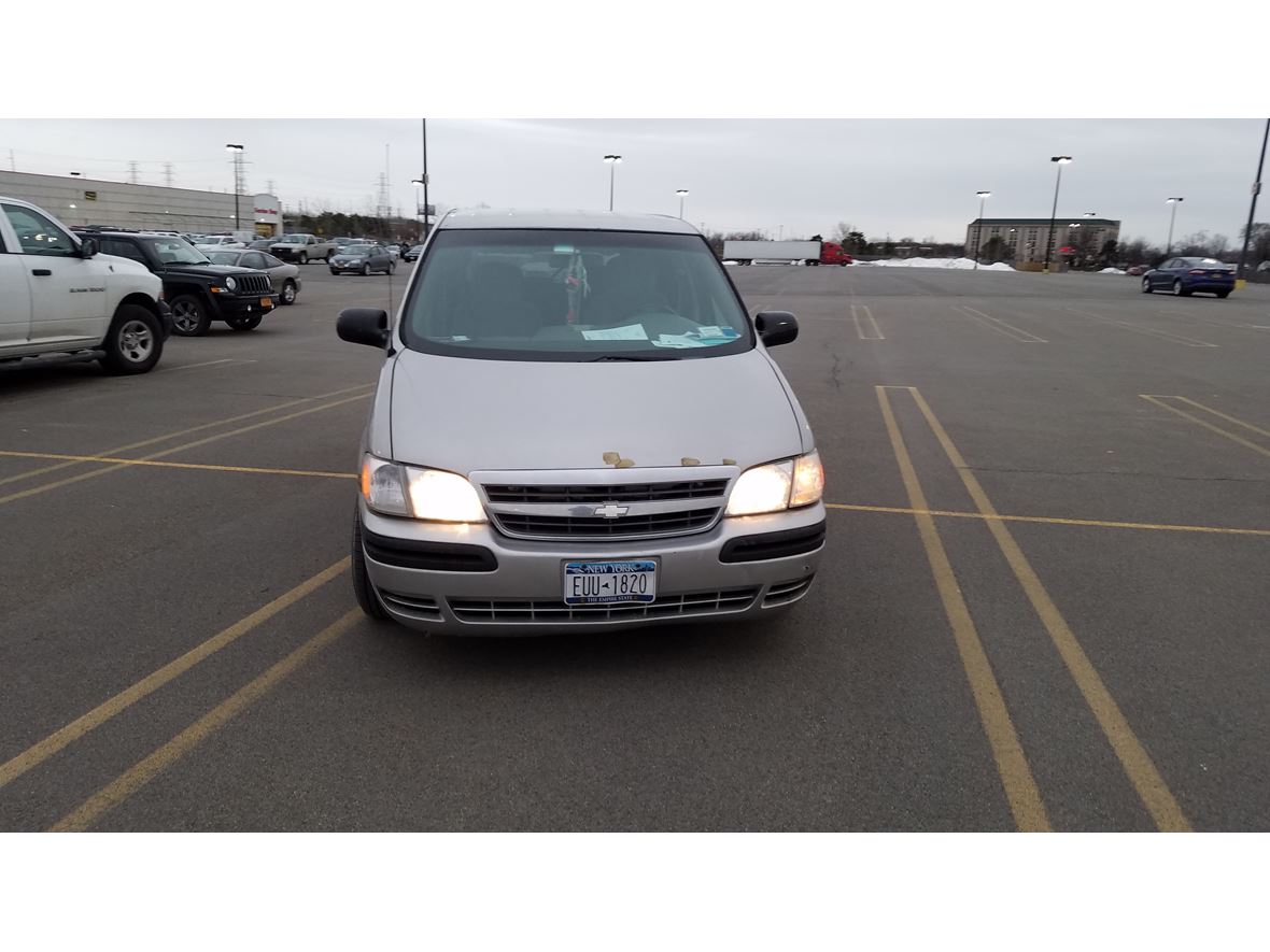 2005 Chevrolet Venture for sale by owner in Buffalo