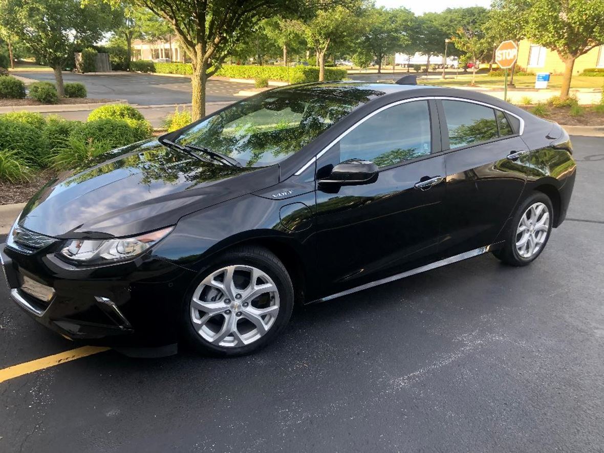 2018 Chevrolet Volt for Sale by Owner in Oswego, IL 60543