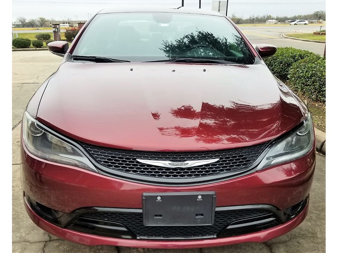 2015 Chrysler 200 for sale by owner in Houston