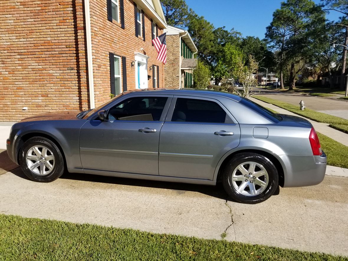 2006 Chrysler 300 for sale by owner in Gretna