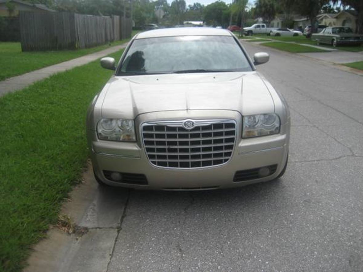 2006 Chrysler 300 for sale by owner in Sarasota