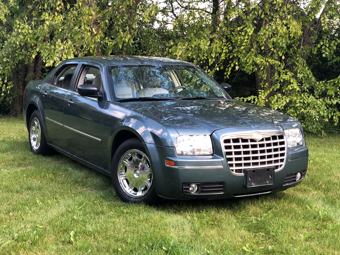2006 Chrysler 300 for sale by owner in Lake Zurich