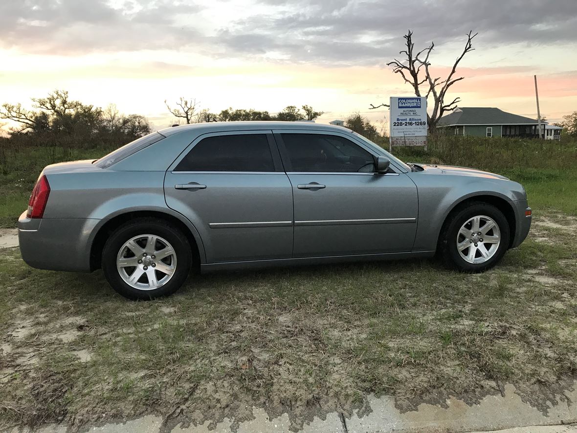 2007 Chrysler 300 for Sale by Owner in Waveland, MS 39576