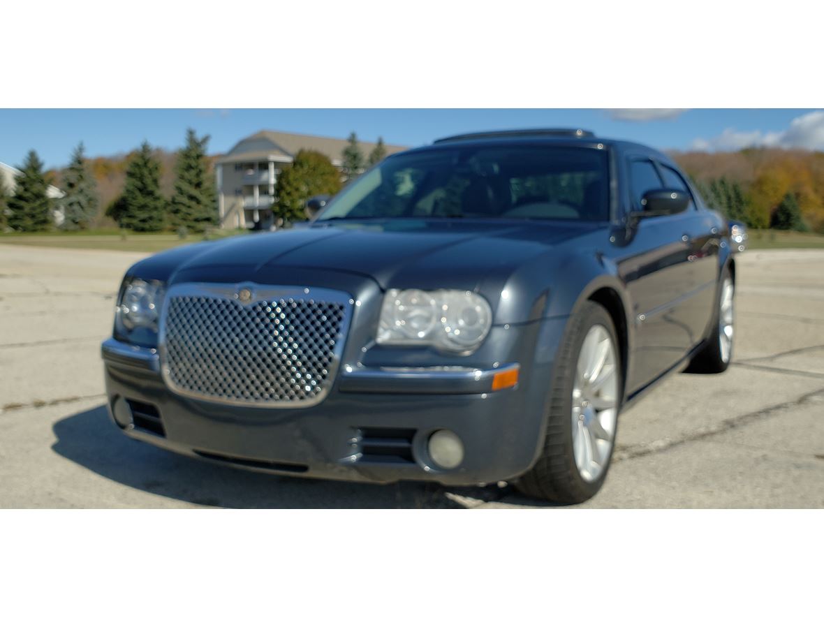 2007 Chrysler 300C for sale by owner in West Bend