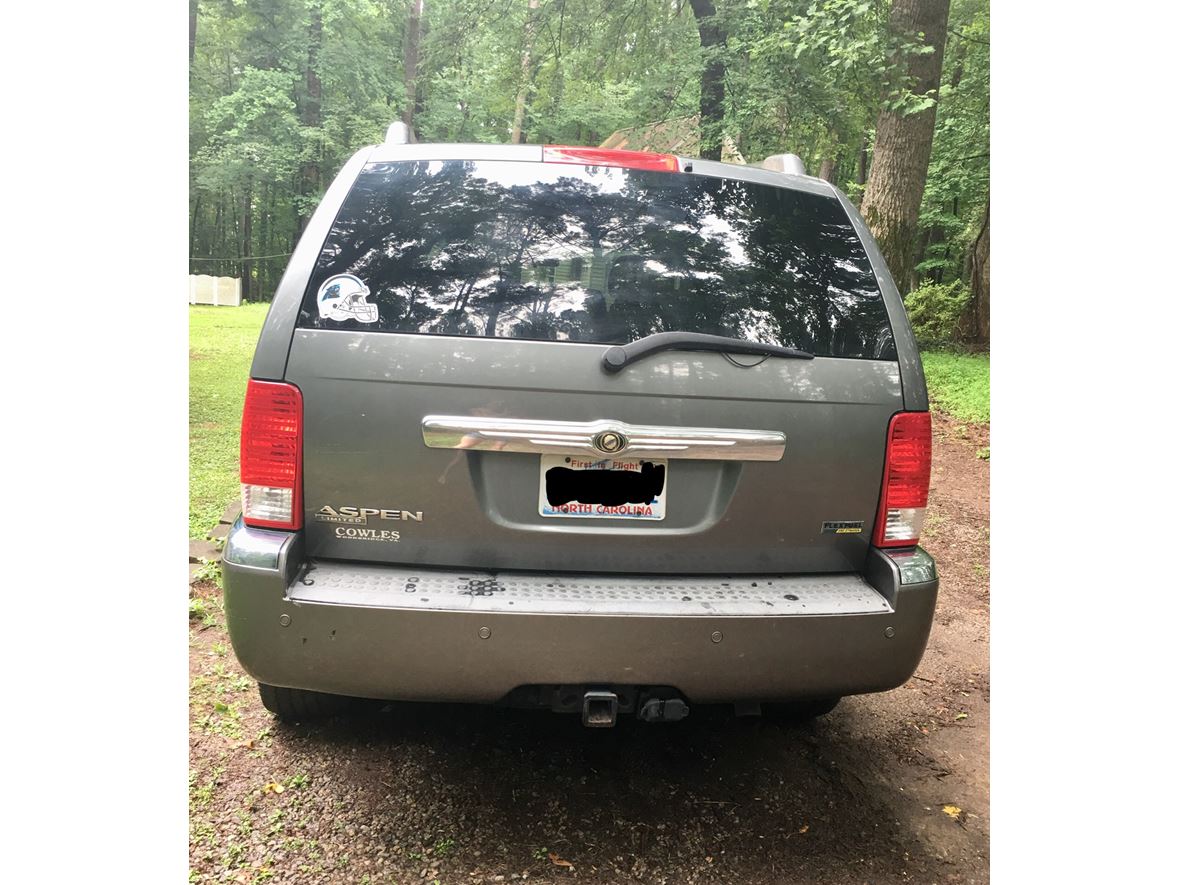 2007 Chrysler Aspen Private Car Sale in Raleigh, NC 27603