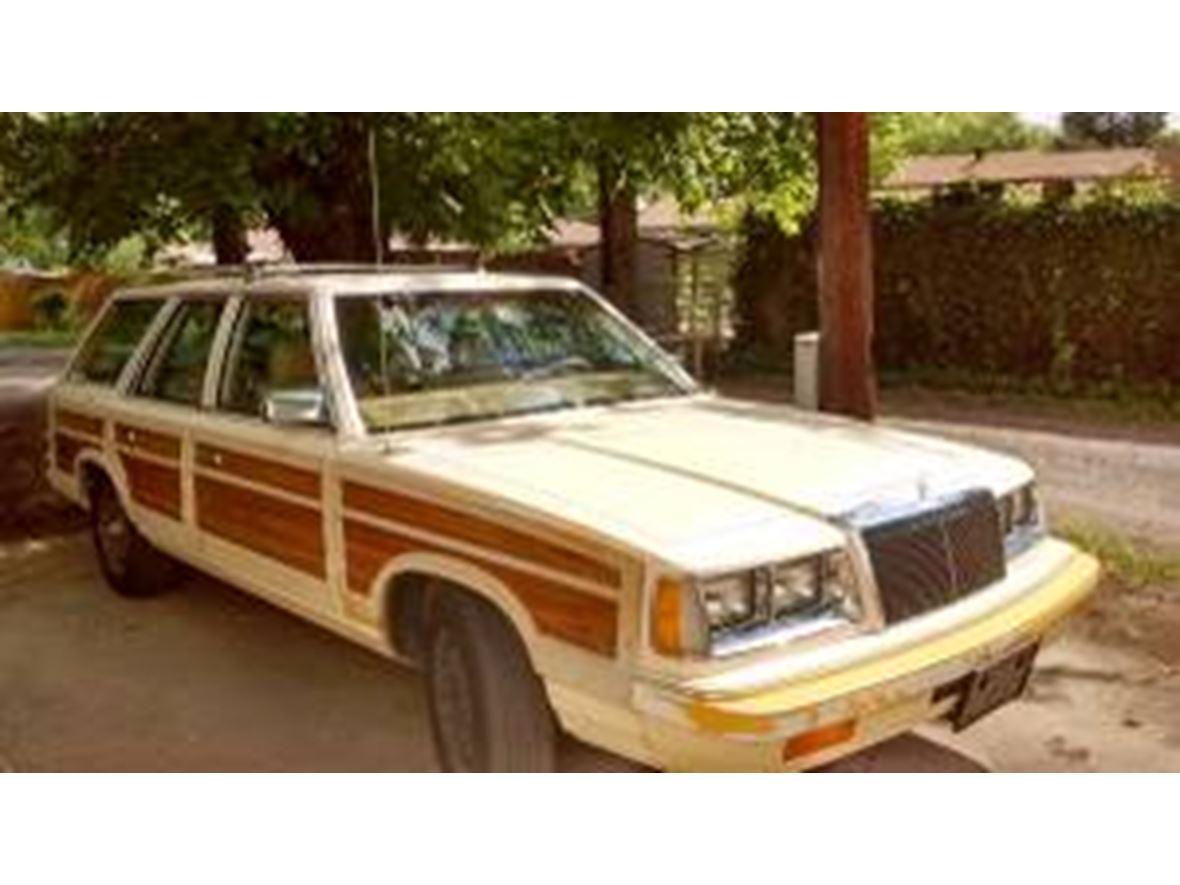 1986 Chrysler Le Baron for sale by owner in Fort Smith