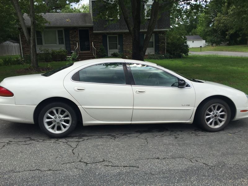 2000 Chrysler LHS for sale by owner in Midlothian