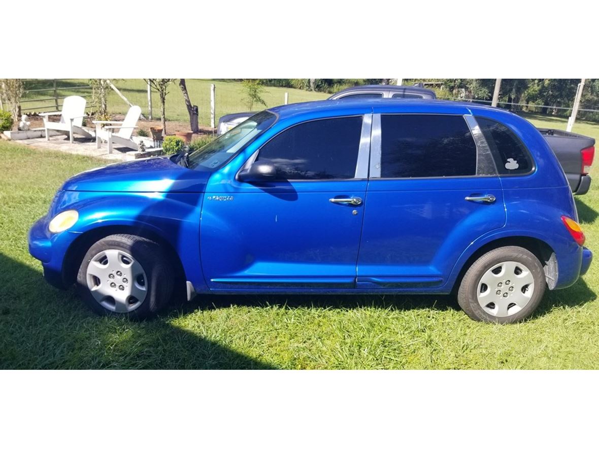 2004 Chrysler PT Cruiser for sale by owner in Pinellas Park