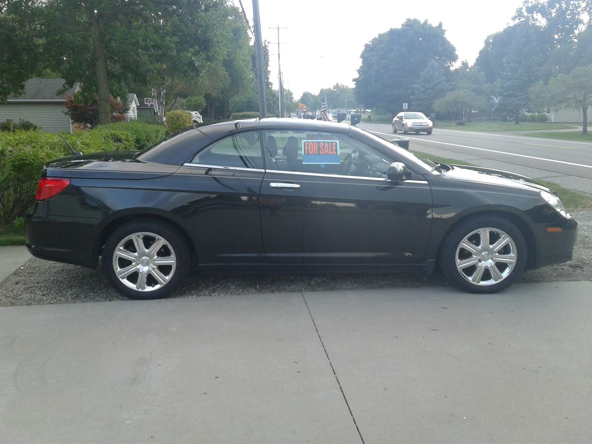 2010 Chrysler Sebring for sale by owner in Saint Clair