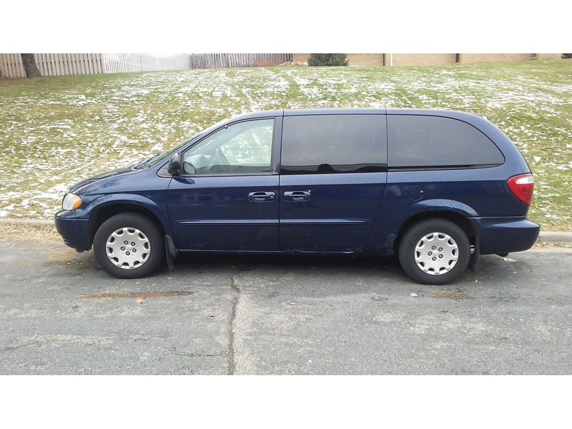 2003 town and country van
