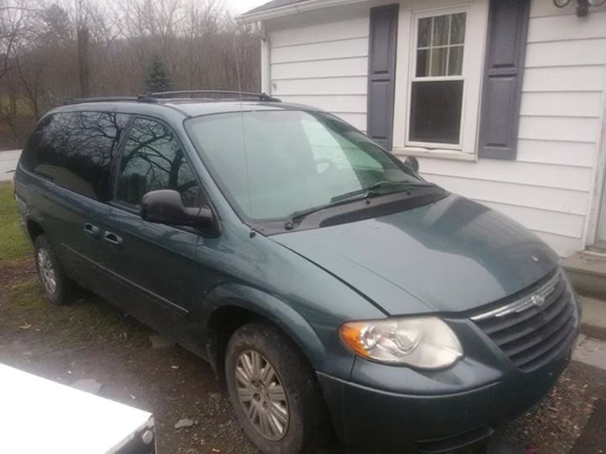 2005 Chrysler Town & Country for Sale by Private Owner in Towanda, PA 18848 2005 Chrysler Town And Country Tire Size