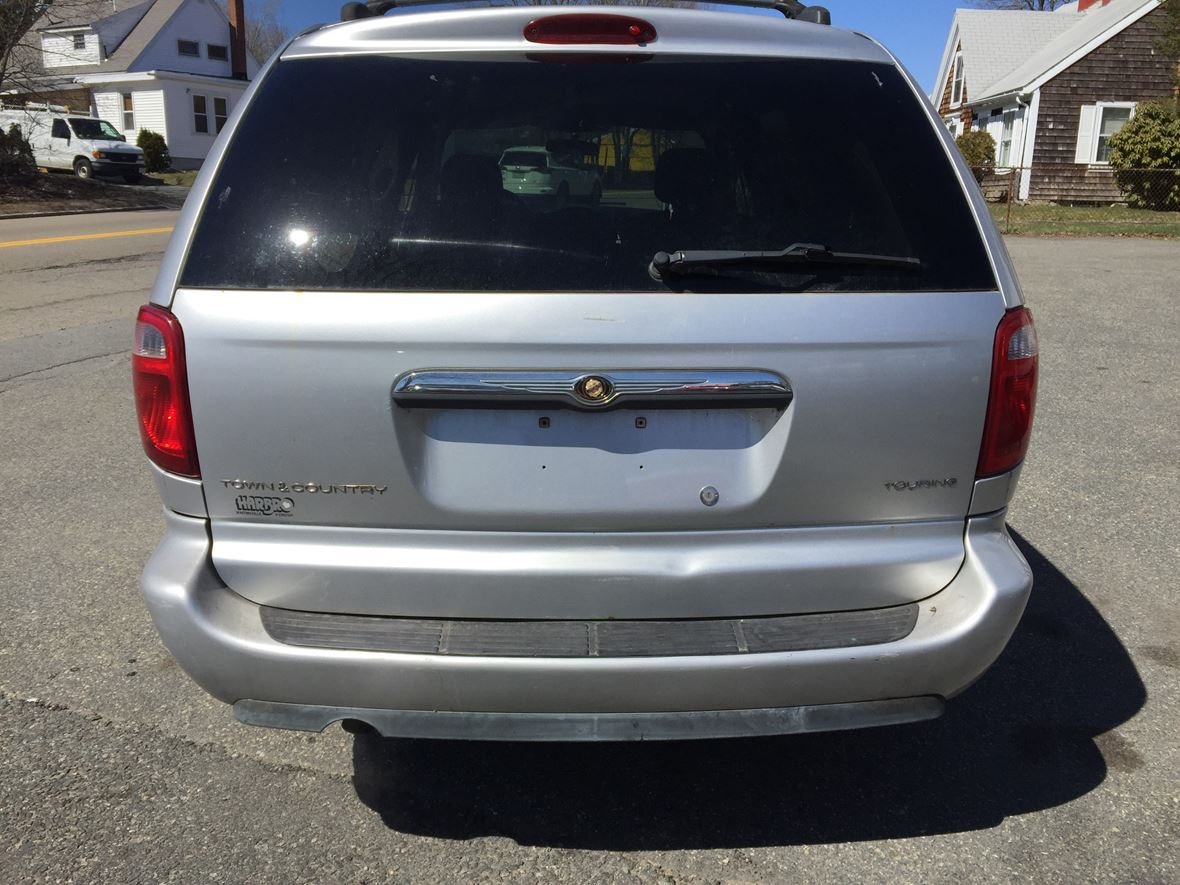 2006 chrysler town country private car sale in east bridgewater