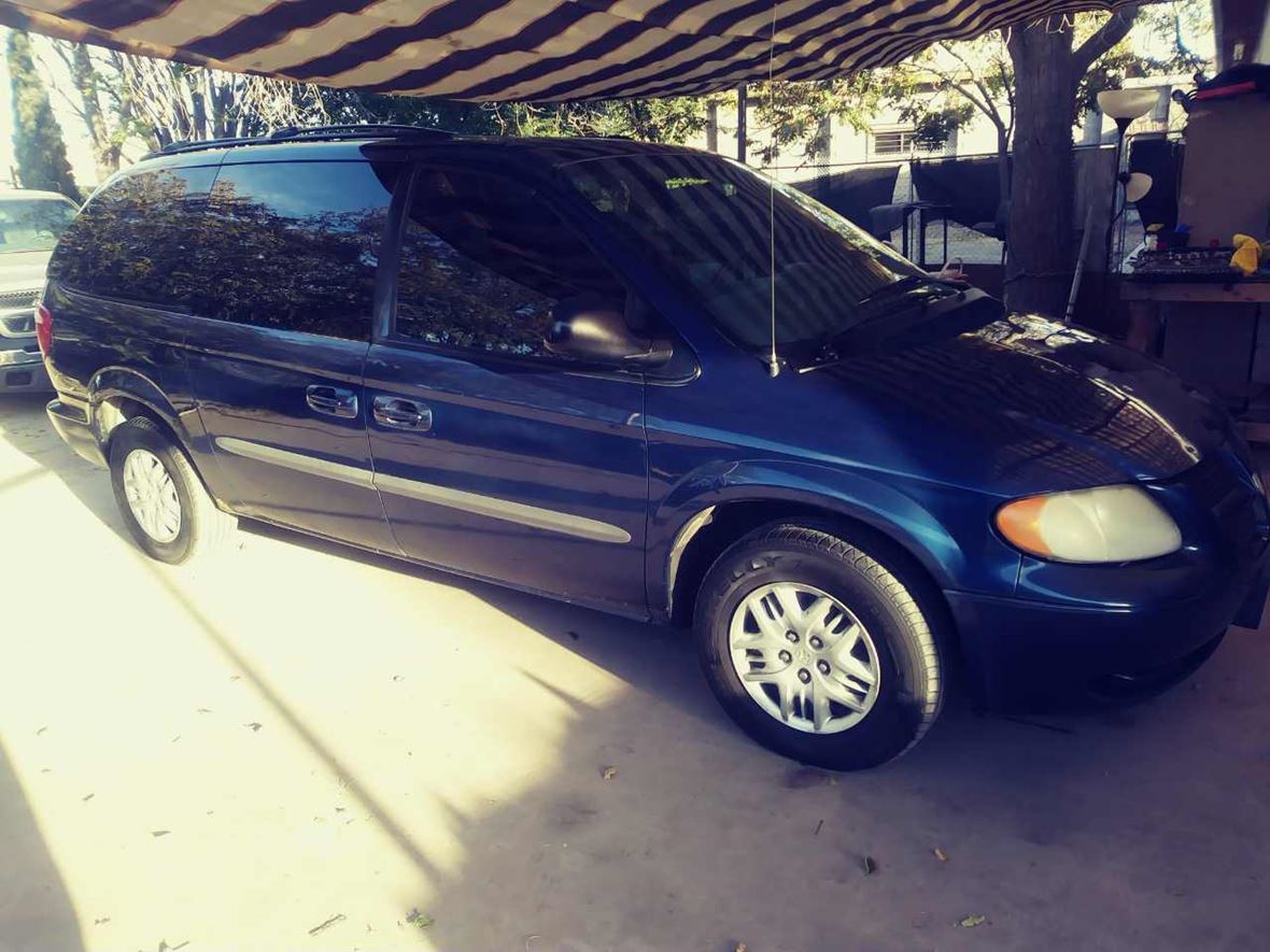 2003 Dodge Caravan for Sale by Owner in El Paso, TX 79927