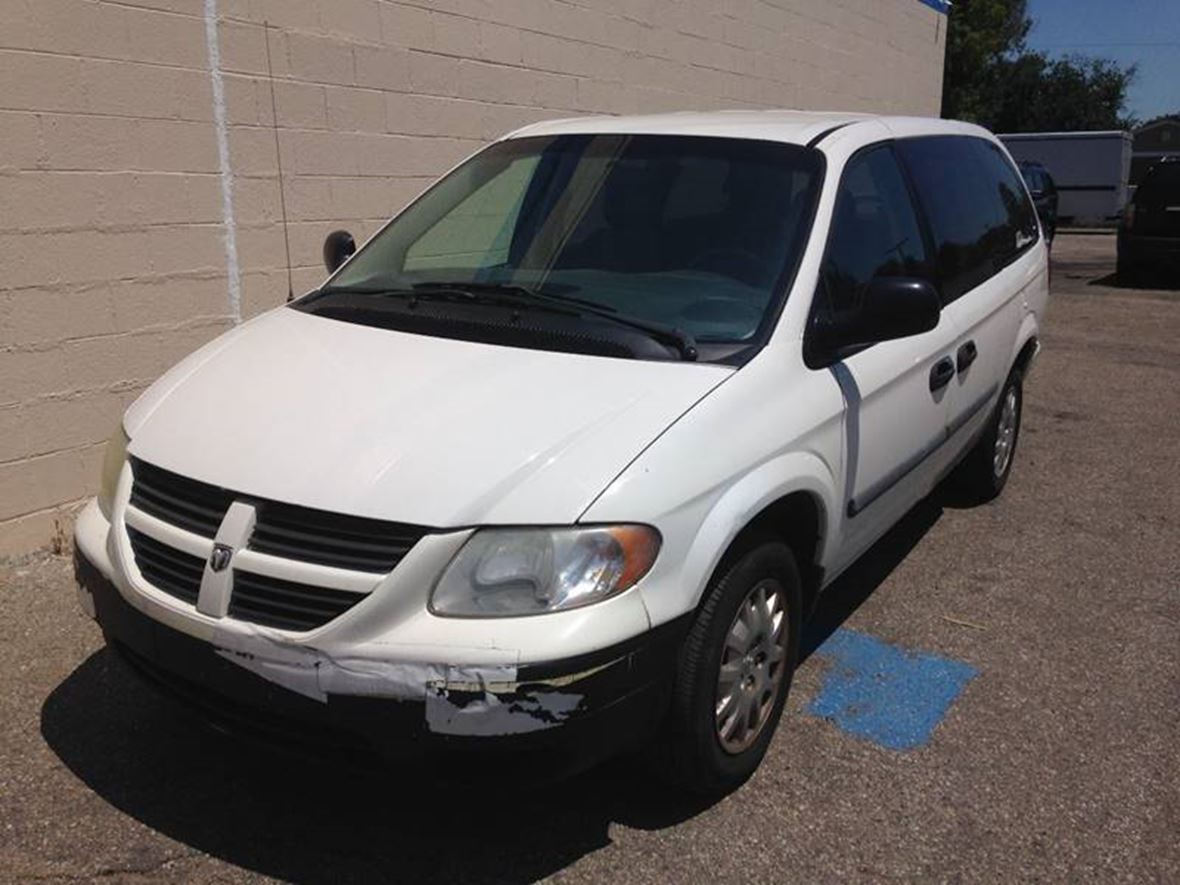 2007 Dodge Caravan for sale by owner in Clinton Township