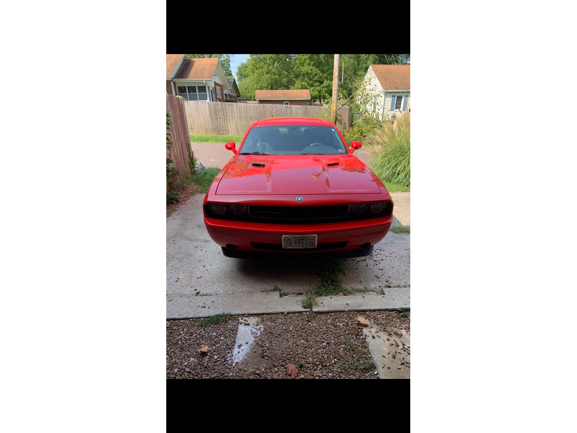 2010 Dodge Challenger for sale by owner in Columbia
